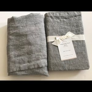 Pottery Barn Belgian Flax Linen shams (2)